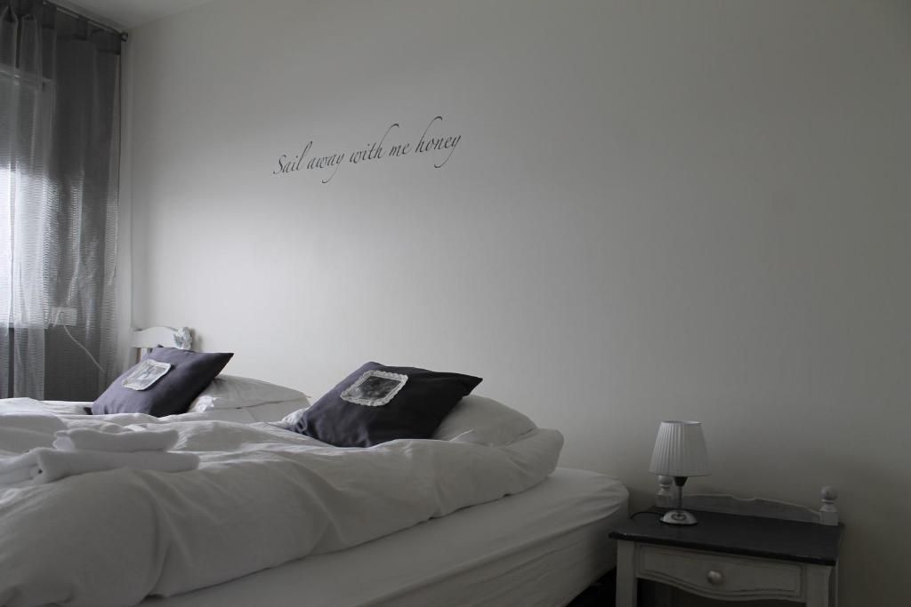 Skjaldarvik Guesthouse Akureyri Szoba fotó