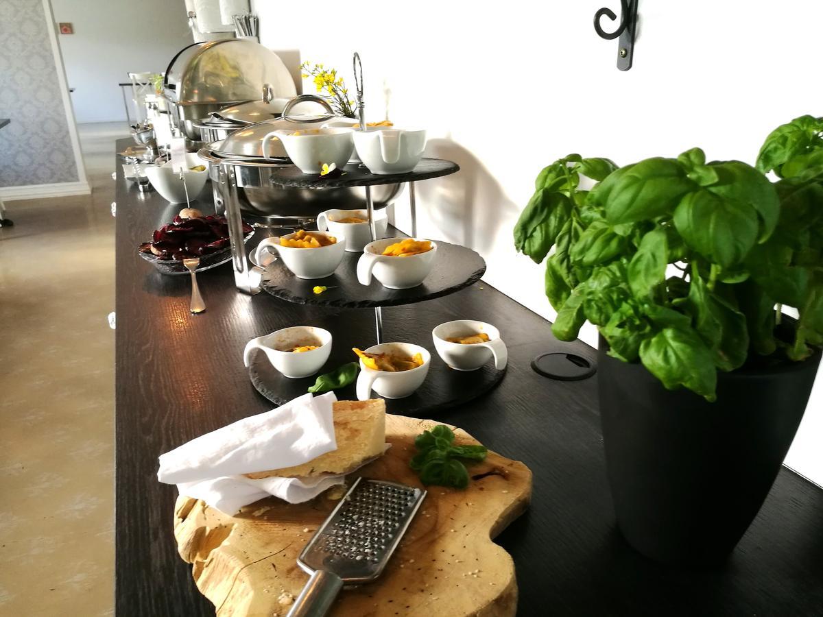 Skjaldarvik Guesthouse Akureyri Kültér fotó